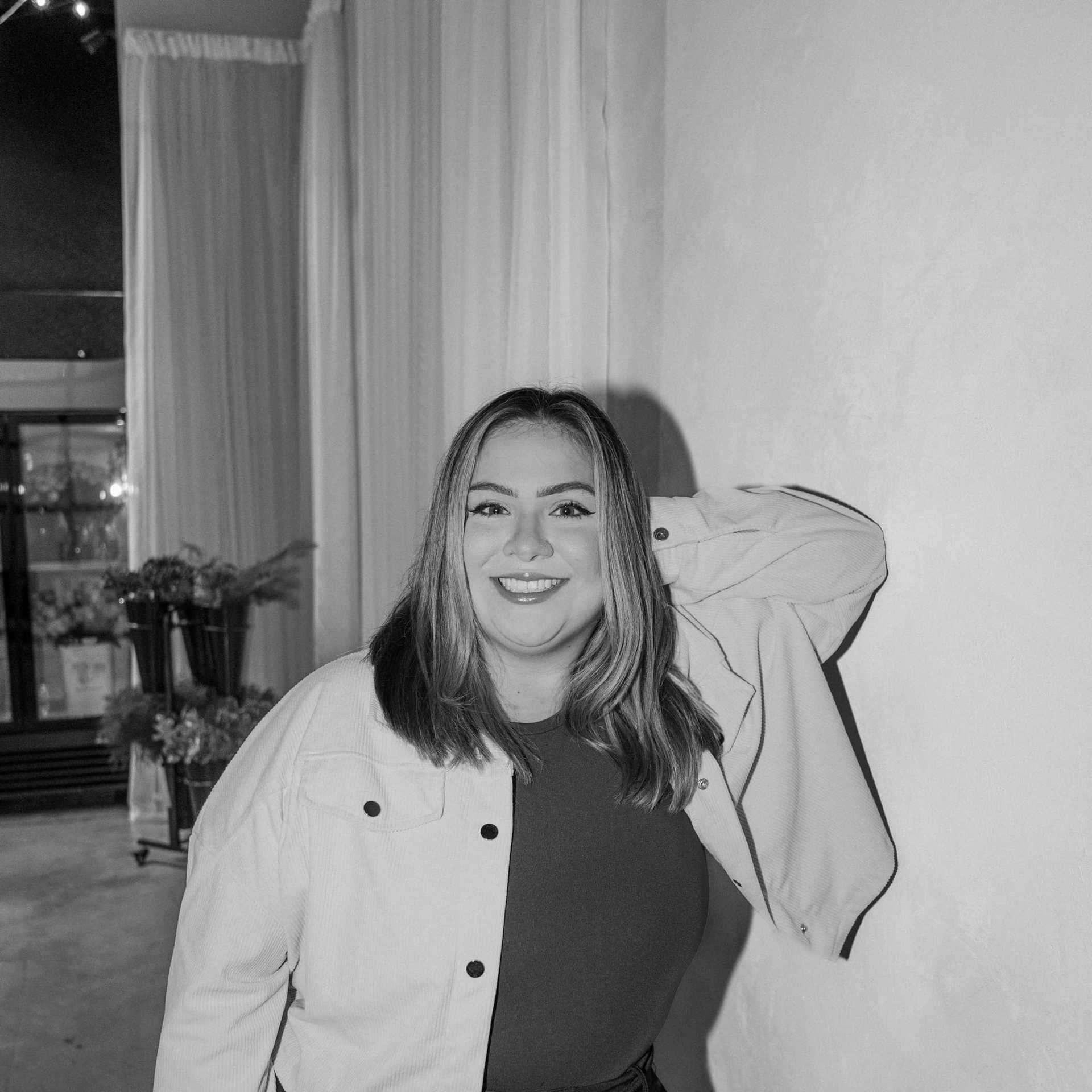 Portrait of Alina Campos, a professional stylist at Chromatique Salon, showcasing their expertise and style.